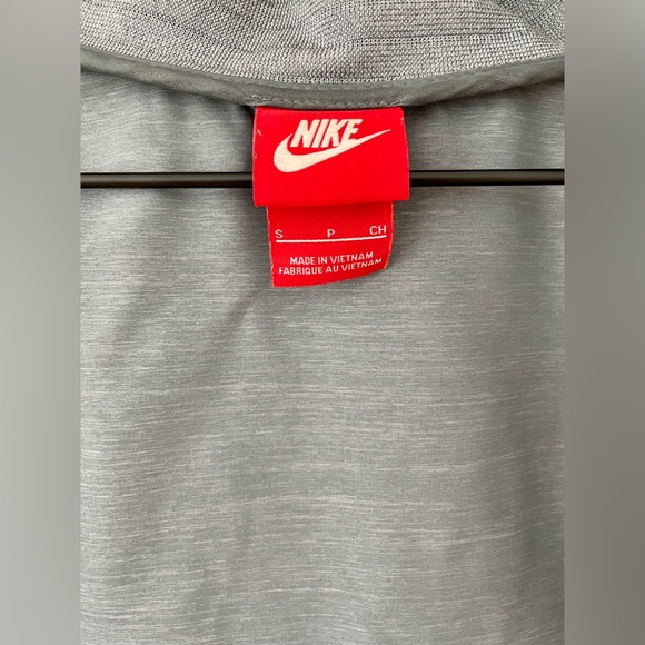 Nike Jacket EUC - Picture 6 of 7